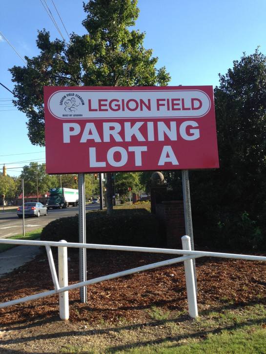 Sign_LegionFieldParkingA